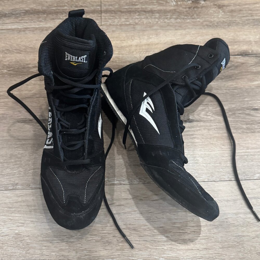 Everlast lightweight high-top boxing shoe - size 10.5